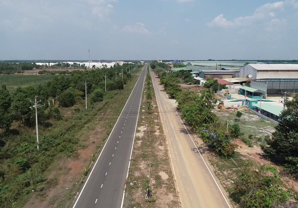 Xây dựng đường Hồ Chí Minh đoạn Chơn Thành - Đức Hòa 2.300 tỉ đồng Xây dựng đường Hồ Chí Minh đoạn Chơn Thành - Đức Hòa 2.300 tỉ đồng